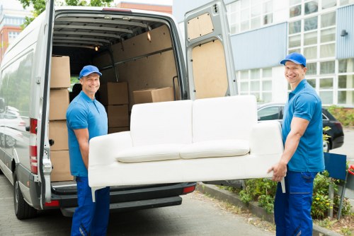 Transport service for residential and commercial items in Hampstead