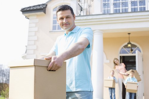 Careful packing process for fragile household items in Hampstead
